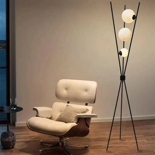 Floor Lamp – Modern Energy Efficient Lighting with Transparent Glass Balls