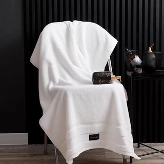 cotton bath towel scandinavian luxury soft quick drying high absorbency front view