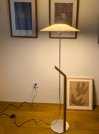 Minimalist Wooden Floor Lamp – Modern LED Lighting With Fabric Lampshade