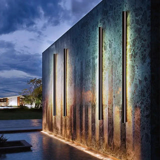 Outdoor Wall Lamp – Black Minimalist LED Linear Wall Sconce With Adjustable Brightness