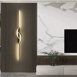 Decorative Wall Lamp – Contemporary Wavy LED Light with Aluminum Silicone Design