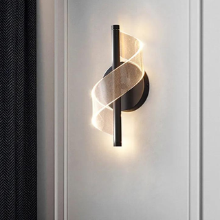 Minimalist Wall Lamp – Elegant Acrylic Wall Sconce With Soft LED Lighting