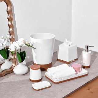 white resin 7-piece bathroom set durable hand-painted wood trim top view