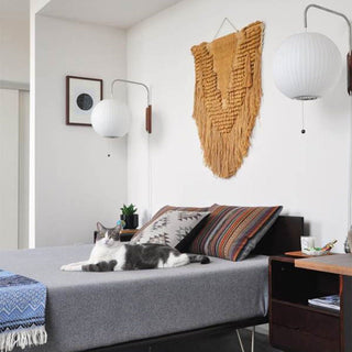 Applique murale Bauhaus – Applique en soie blanche | Luminaire moderne en bois et soie