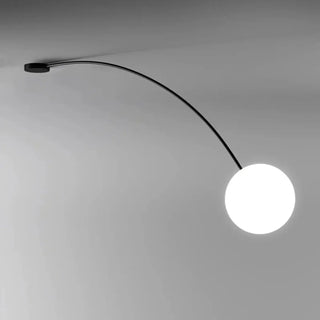 Gold dimmable bow-shape wall sconce E27 warm 3000K ambient