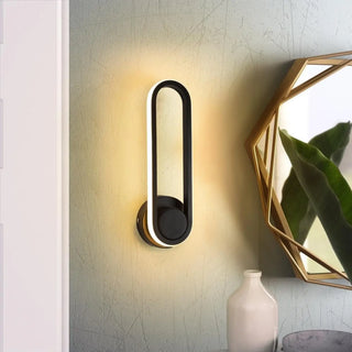 Chic aluminum wall sconce G4 – black minimalist modern