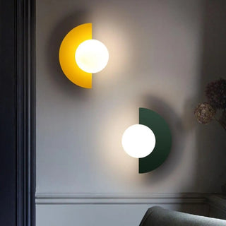 minimalist color wall sconce G4 – dimmable LED modern