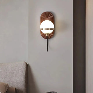 Sadiom modern wood wall light close-up grain detail