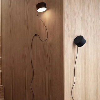 Sourdity black wall sconce installed – directional light