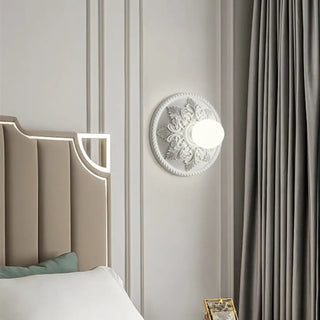 White resin sculptural wall sconce G9 30cm modern