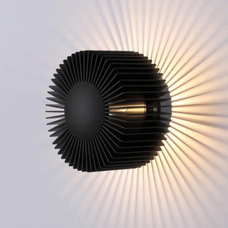 Soli sun design wall light – side angle