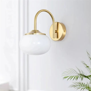 Round wall sconce in white acrylic – Scandinavian side angle