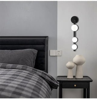 Black 3-globe wall sconce G9 – M size 100cm dimmable 3000K