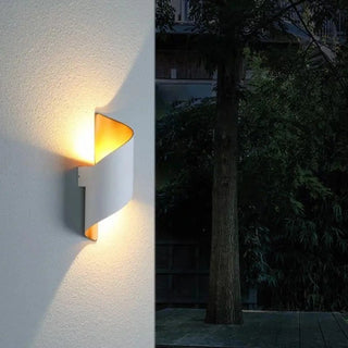 EXTE Modern Garden Wall Light – Contemporary Outdoor Exterior Lamp