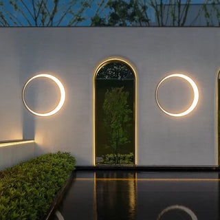 MOON Contemporary Crescent Outdoor Light – Eclipse-Inspired Exterior Wall Lamp