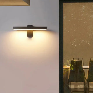 CLI Weather-Resistant Exterior Wall Light – Waterproof Outdoor Design