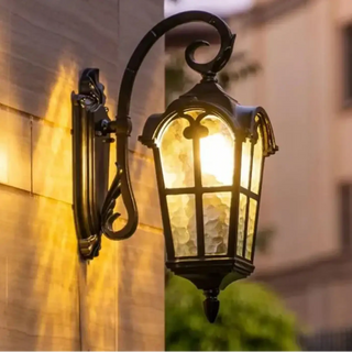 OIGORITOS Bronze Vintage Metal Lantern Outdoor Wall Light – Classic Exterior Lamp