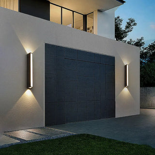 TANG Linear LED Exterior Sconce – Rectangular Modern Outdoor Wall Light