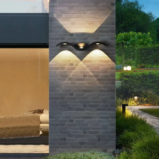 WAVE Outdoor Wall Light – Fluid Wave-Form Contemporary Exterior Sconce