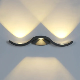 WAVE Organic Wave Exterior Sconce – Contemporary Fluid Outdoor Wall Light