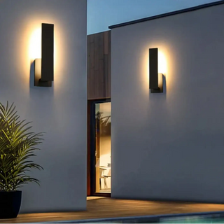Black LED outdoor wall sconce IP65 8W diffused small