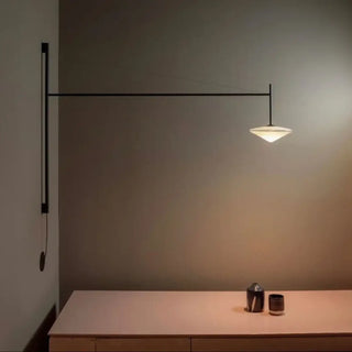 Horizontal minimalist wall sconce G9 LED black glass