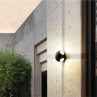 CER Ball LED Outdoor Wall Light – Spherical Contemporary Exterior Design