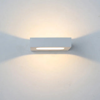 White geometric wall sconce 12W warm 3000K glow – detail