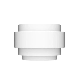 Saliret modern LED wall light close-up diffuser
