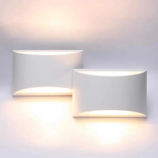 Minimalist LED wall sconce 7W black – compact 16×8cm modern design front view