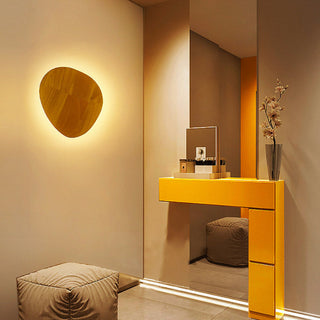 Wooden Wall Lamp – Natural Wood Sconce with Integrated LED Module for Warm Interior Lighting