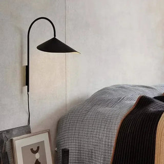 curved arm wall sconce black E27 LED 127cm – modern vintage