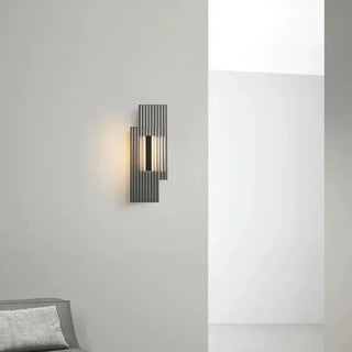 Striped metal wall sconce front view – black gray E27 indoor