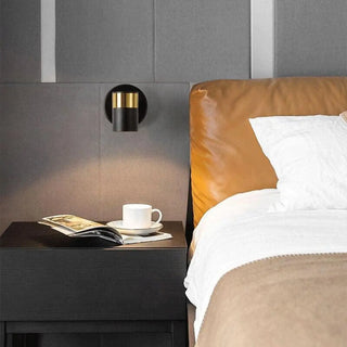 Black aluminum wall sconce G4 compact modern – front view 10cm