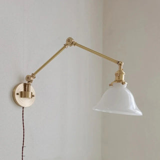 Adjustable brass sconce bracket – E27 4W vintage diffuser detail