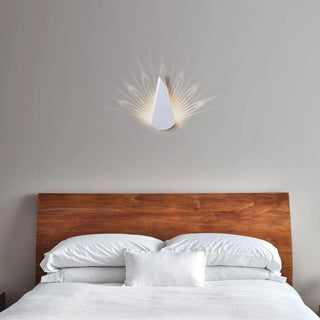 Peacock design wall sconce G4 white aluminum – front view
