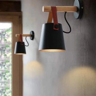Wood sconce bracket detail – Scandinavian aluminum 7cm support close-up