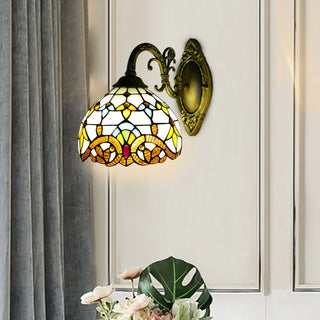 Vintage Tiffany mosaic glass wall sconce E27 beige – front view