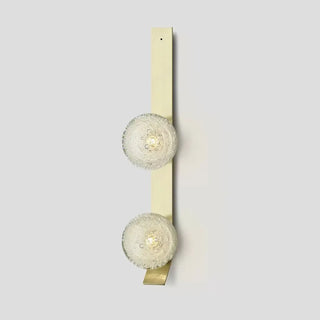 3-globe wall sconce close-up – gold glass G4 LED 3000K elegant