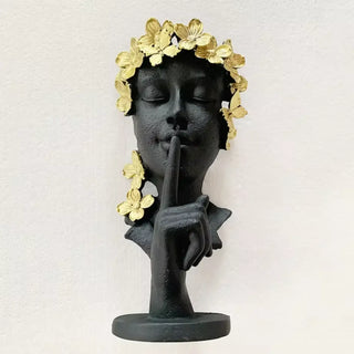 Spiray gold laurel face sconce close-up detail