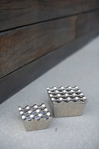 chrome ashtray windproof stainless steel detachable lid outdoor use detail