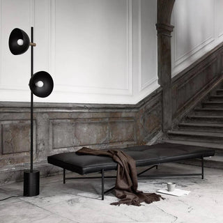 Black marble lamp close-up — modern E27 base detail