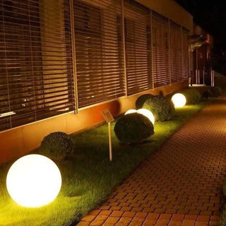 BALL Globe Table Lamp - front view