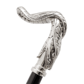 enameled snake handle long handle handmade Italian luxury shoehorn handle detail