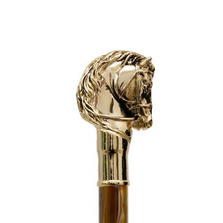 gold-plated horse handle gift box long handle handcrafted Italian luxury shoehorn close-up