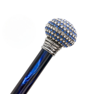 Swarovski crystal bicolor handle long handle handmade Italian luxury shoehorn close-up