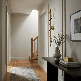LED Wall Light | SpiraleX Modern Wall Sconce With Dual Directional Light