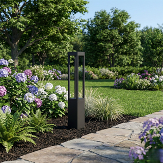 Modern Garden Lamp – Black Aluminium Bollard Light with Tempered Glass Illumination