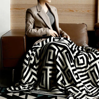 luxury knitted throw cotton geometric pattern decorative fringe blanket close-up