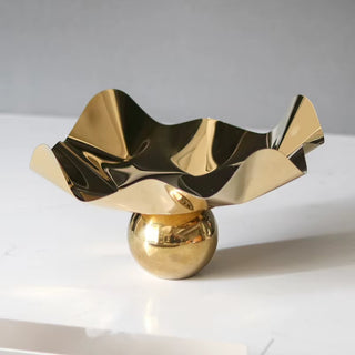Gold Metal Fruit Bowl – Sculptural Decorative Serving Dish